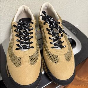 S-Wave Sport Mesh Paneled Sneakers